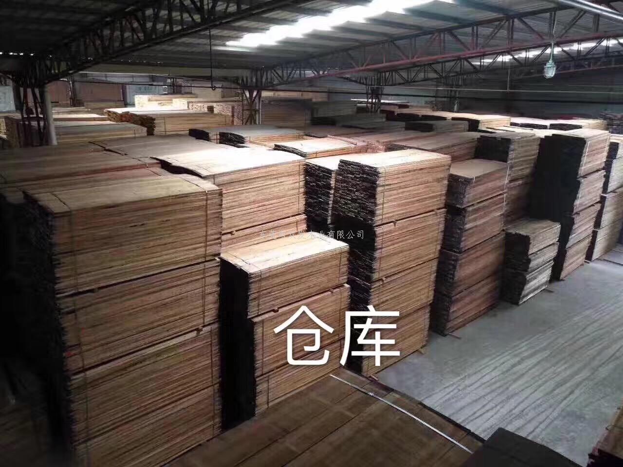 5.1雙發(fā)優(yōu)惠大酬賓活動(dòng)，趕緊來(lái)參加，有買有送，多買多送！